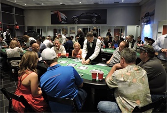 Pokertafel huren UniekeUitjes